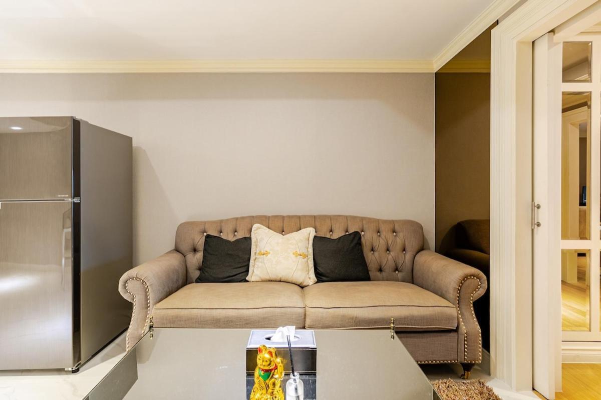 State Tower View River Station Apartment *